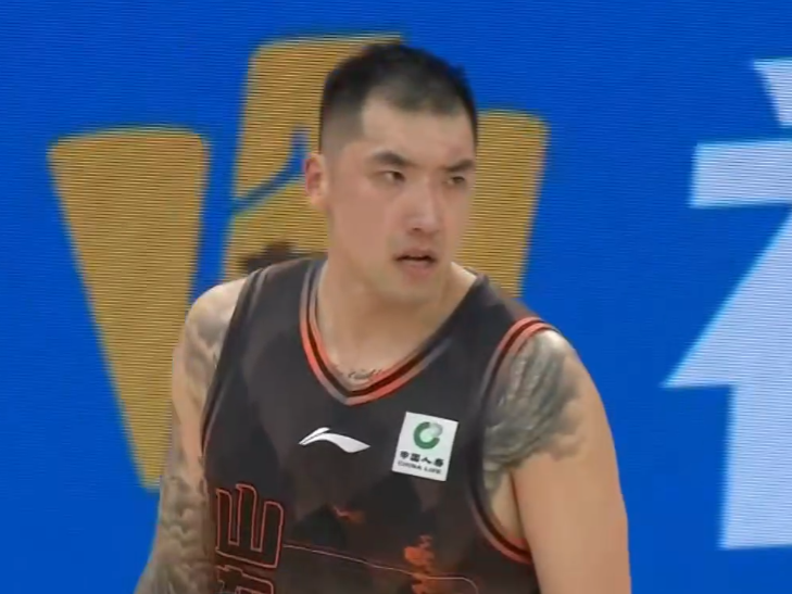 九游服务-山东男篮大胜宁波评分出炉：两人接近满分，高诗岩有些失落