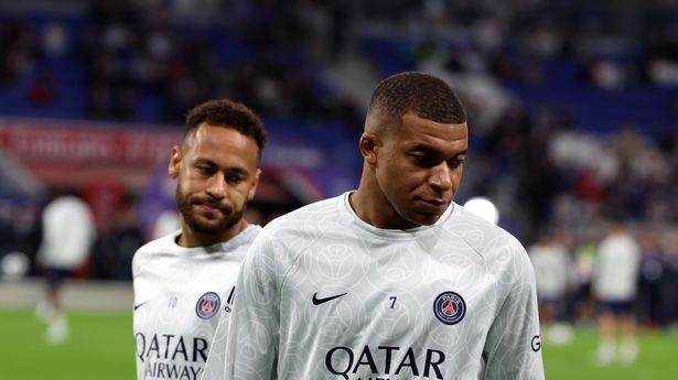 1665630688197099198.jpg 在巴黎“剩姆怨”的背后,姆巴佩正在选择自我孤立?